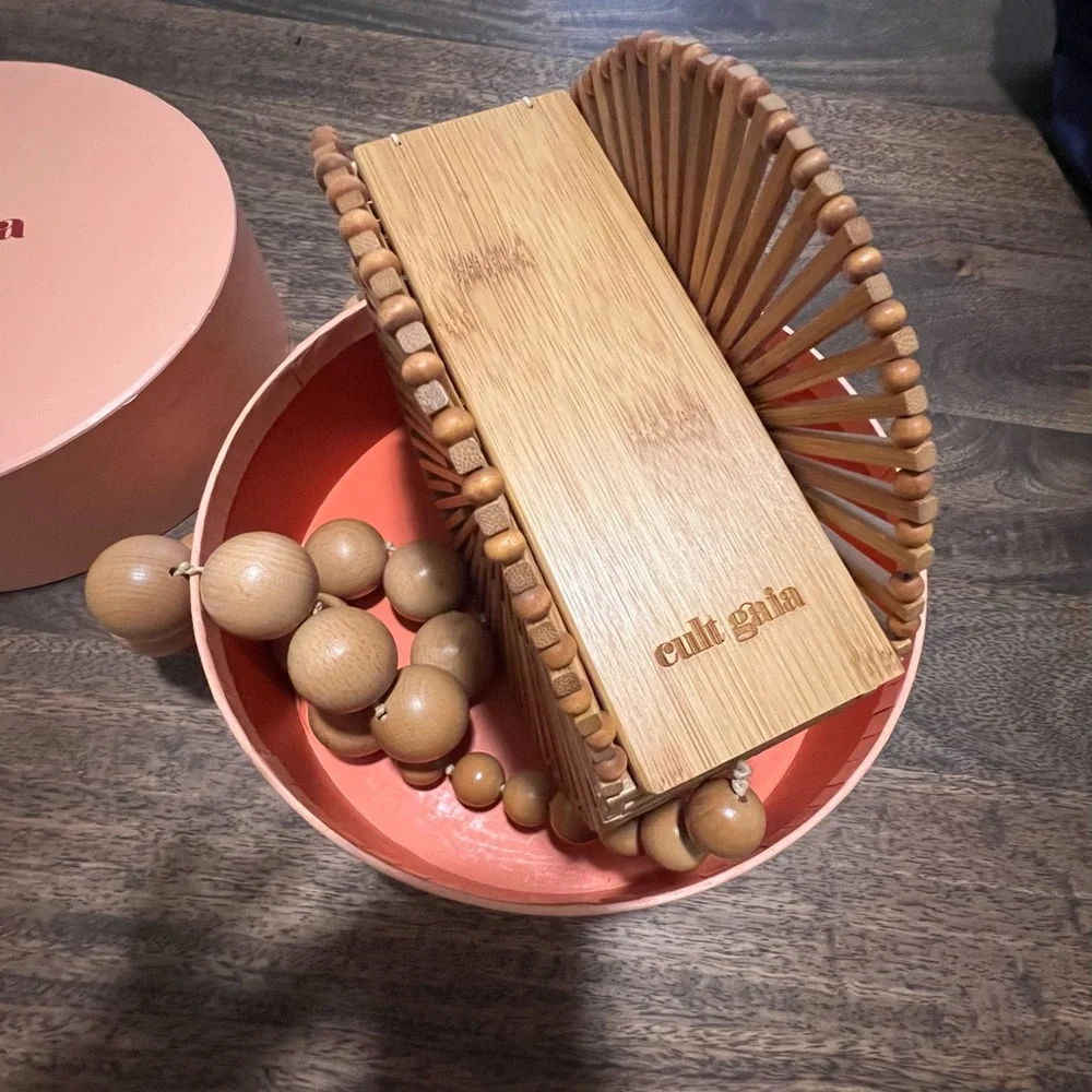 Cult Gaia Luna Bag - Picture 9 of 13